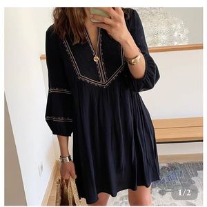 Navy v-neck dress with 3/4 sleeves